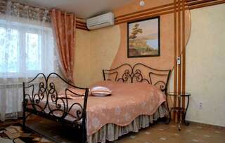 Гостиница Комплекс отдыха  «ЭНИГМА»  Брянск Однокомнатный номер с двуспальной кроватью-2